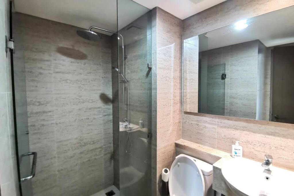 Pik Family 2 Bedroom, 5 Beds & Balcony Best View Jakarta Buitenkant foto